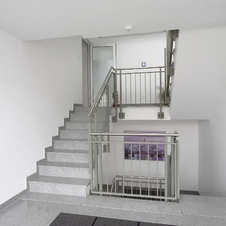ホテル Hotel Rodgau 3*